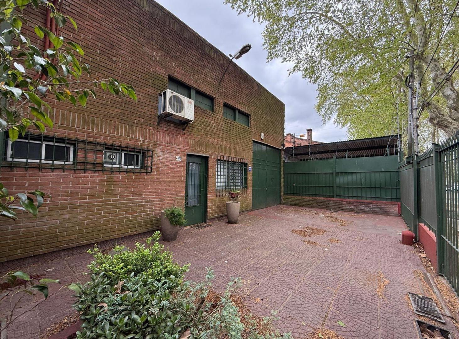 Foto de Venta galpón industrial Colón, imagen 1