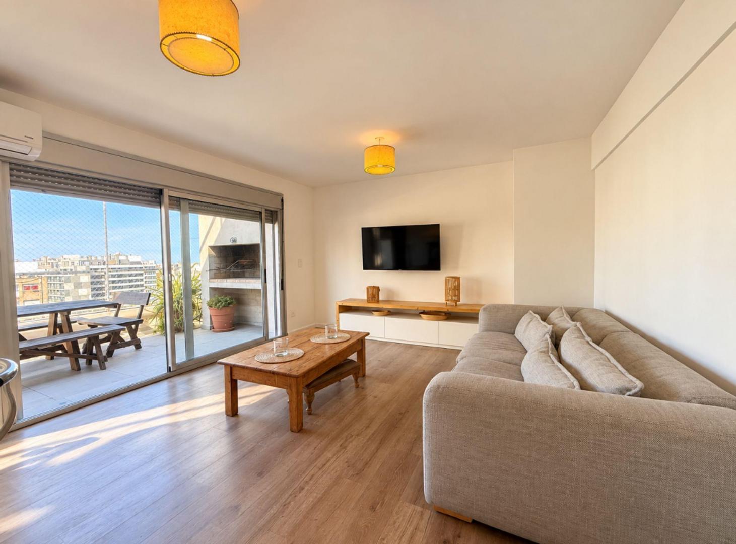 Foto de ALQUILER PENTHOUSE CORDÓN 2 DORMITORIOS Y GARAGE, imagen 1