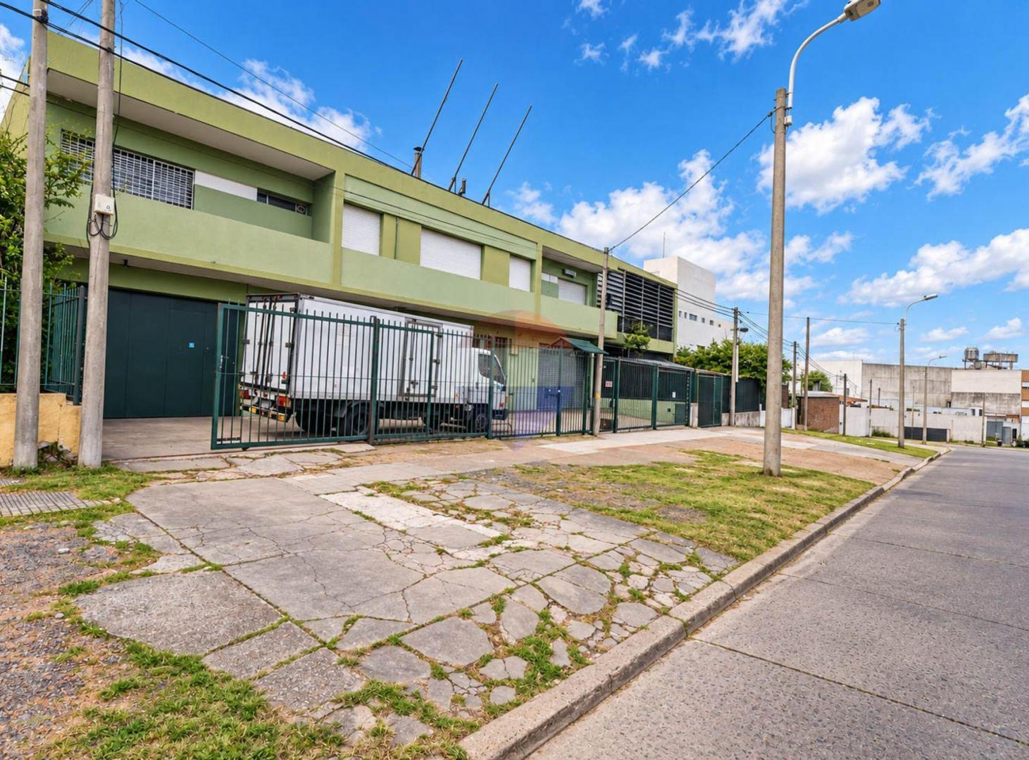 Foto de VENTA - LOCAL INDUSTRIAL - PROXIMO MERCADO MODELO, imagen 1