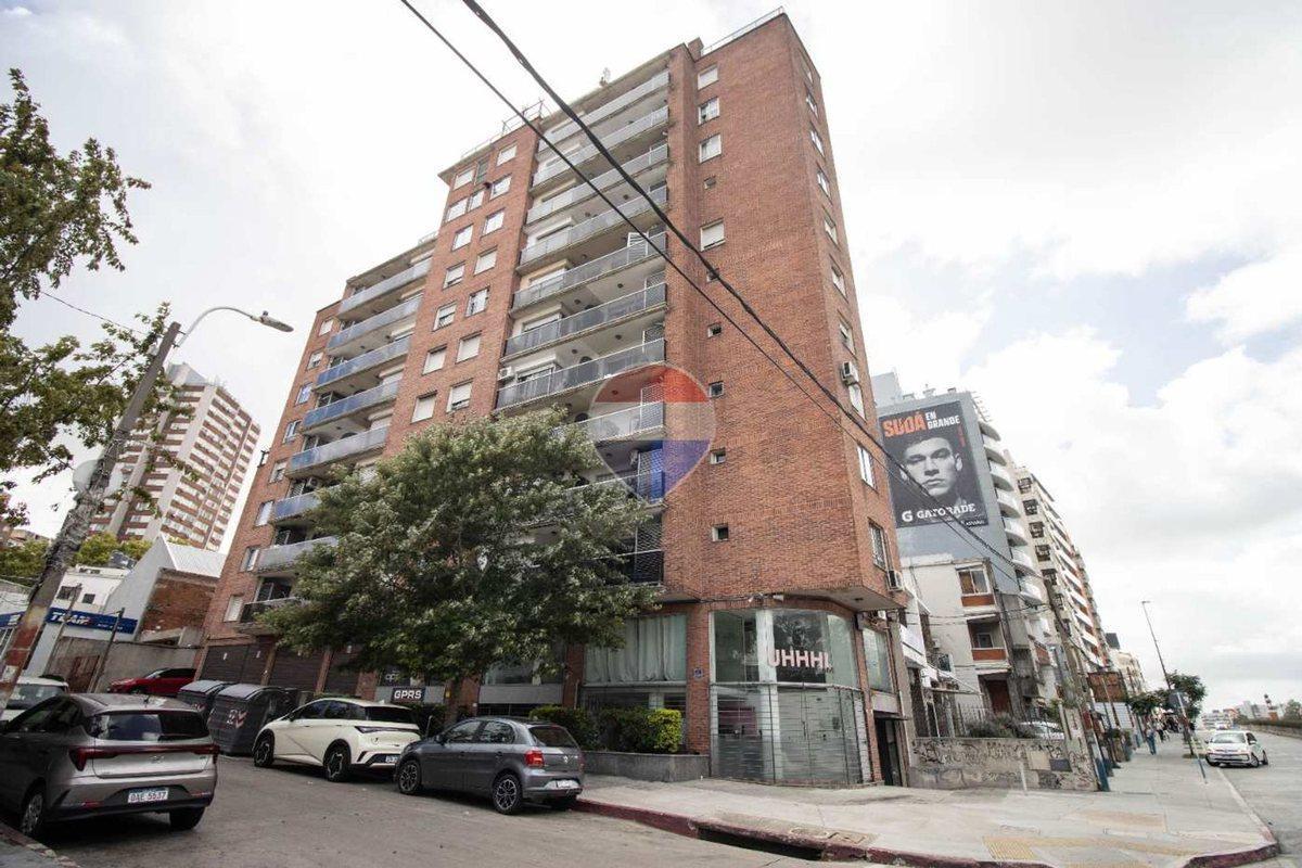 Foto de Venta apto 4 dormitorios, 3 baños y 2 cocheras, imagen 1