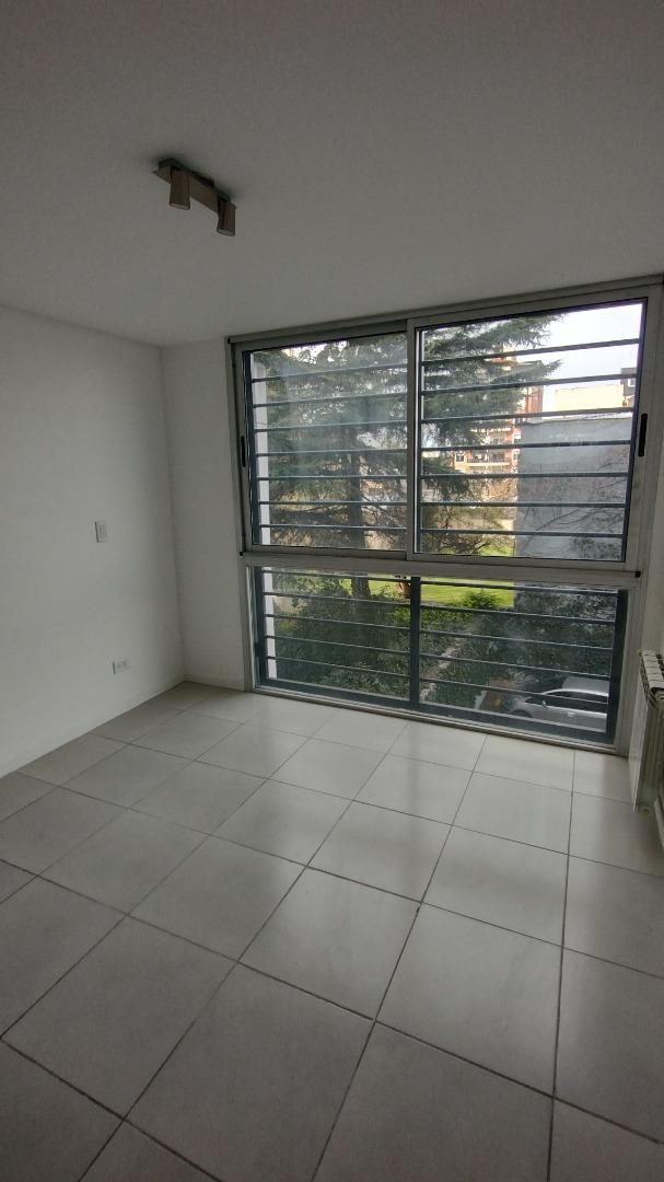 Departamento 2 Ambientes con Cochera 4