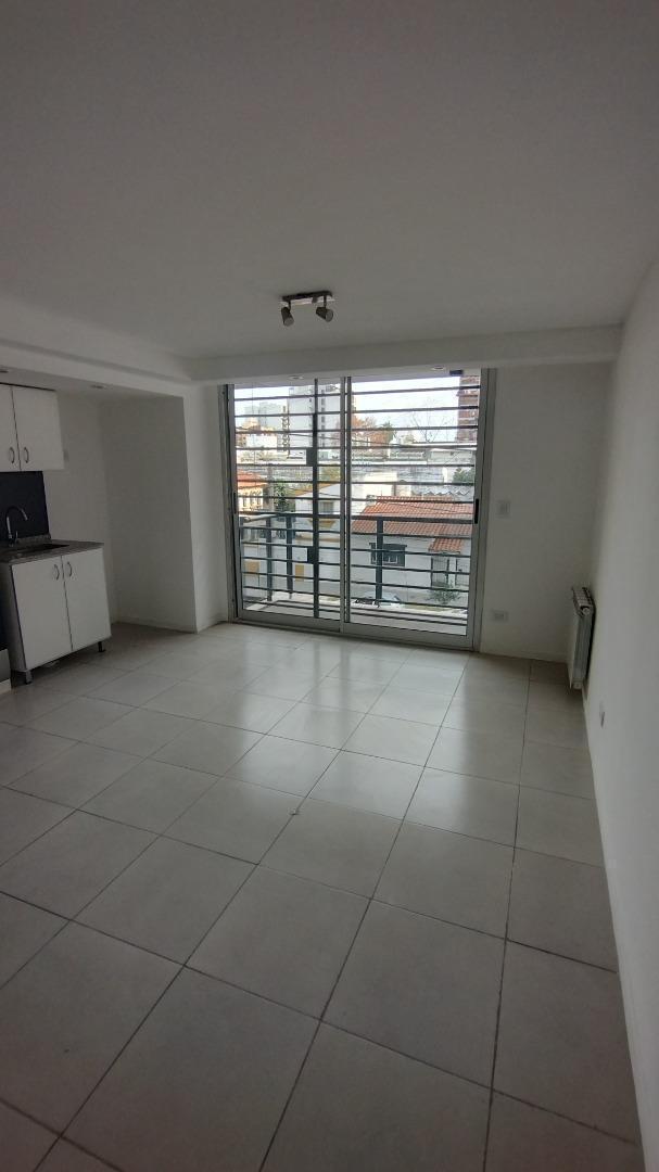 Departamento 2 Ambientes con Cochera 3