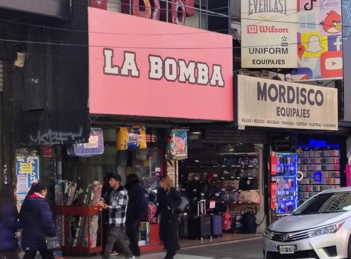 LOCAL COMERCIAL MORON CENTRO