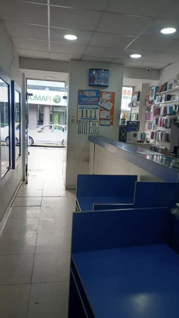 Foto de LOCAL COMERCIAL MORON CENTRO, imagen 3