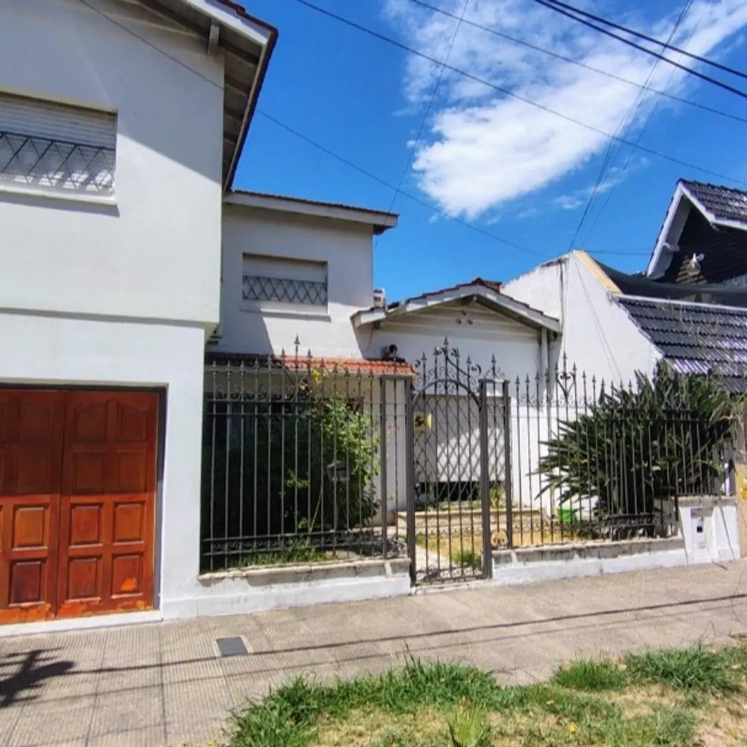 CHALET CASTELAR SUR 2