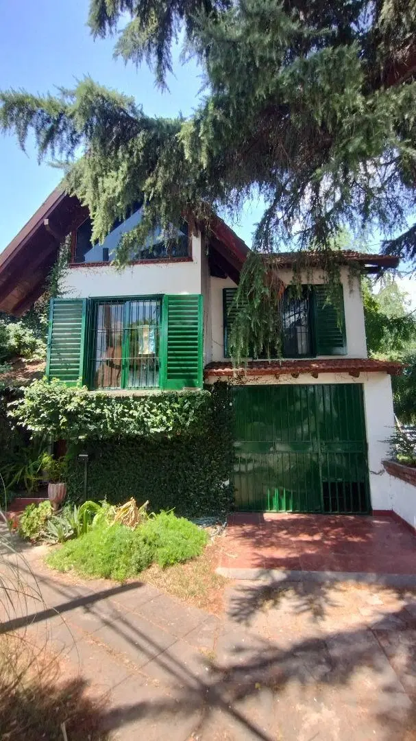 CHALET ZONA RESIDENCIAL CASTELAR NORTE 3