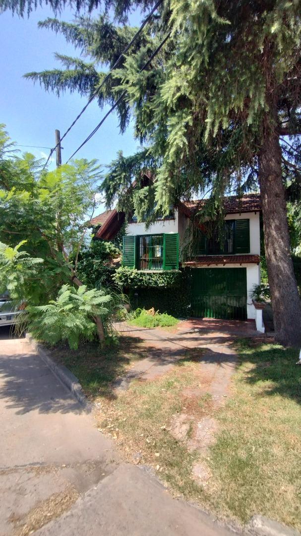 CHALET ZONA RESIDENCIAL CASTELAR NORTE