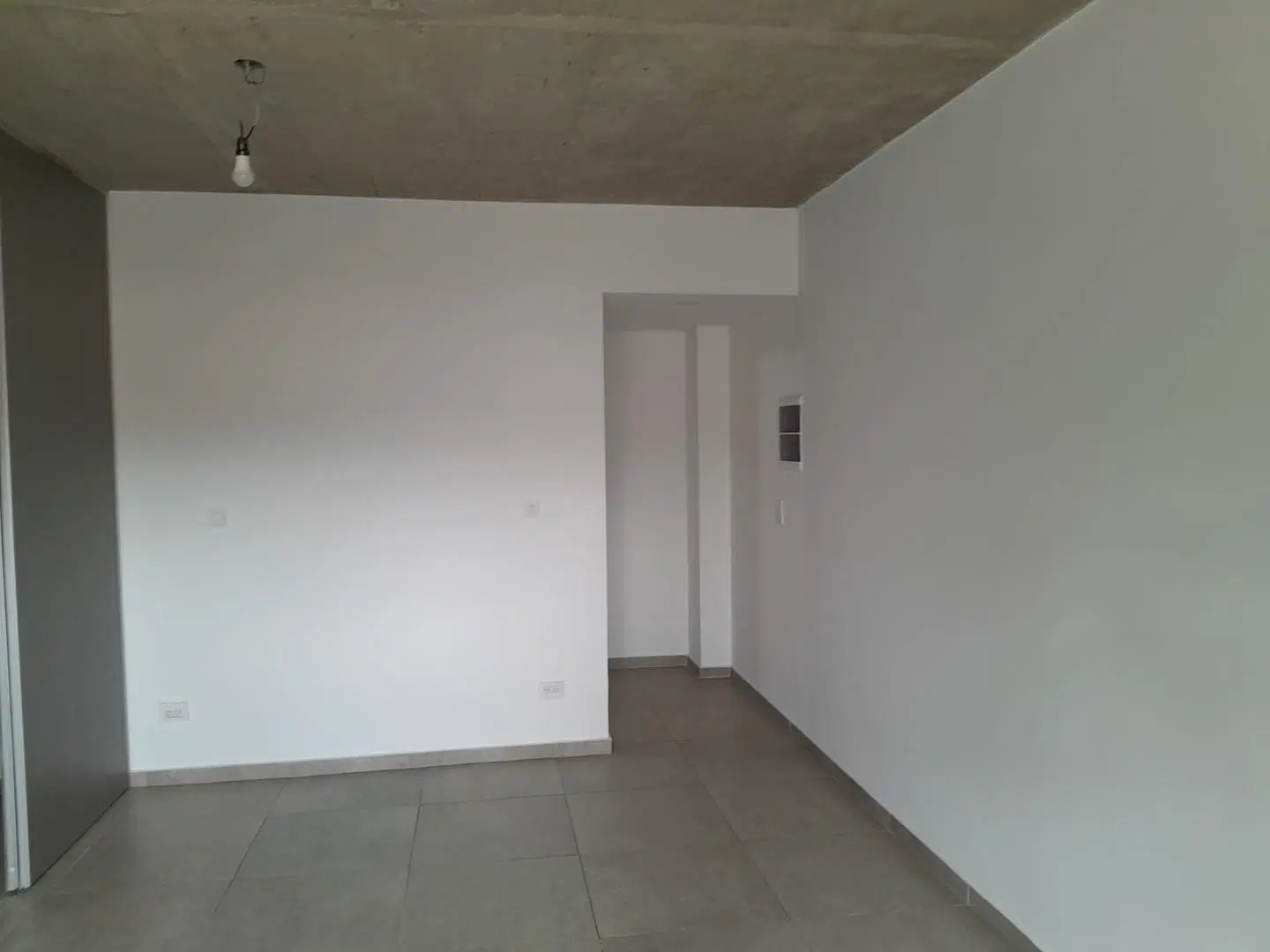 AMPLIO MONOAMBIENTE 4