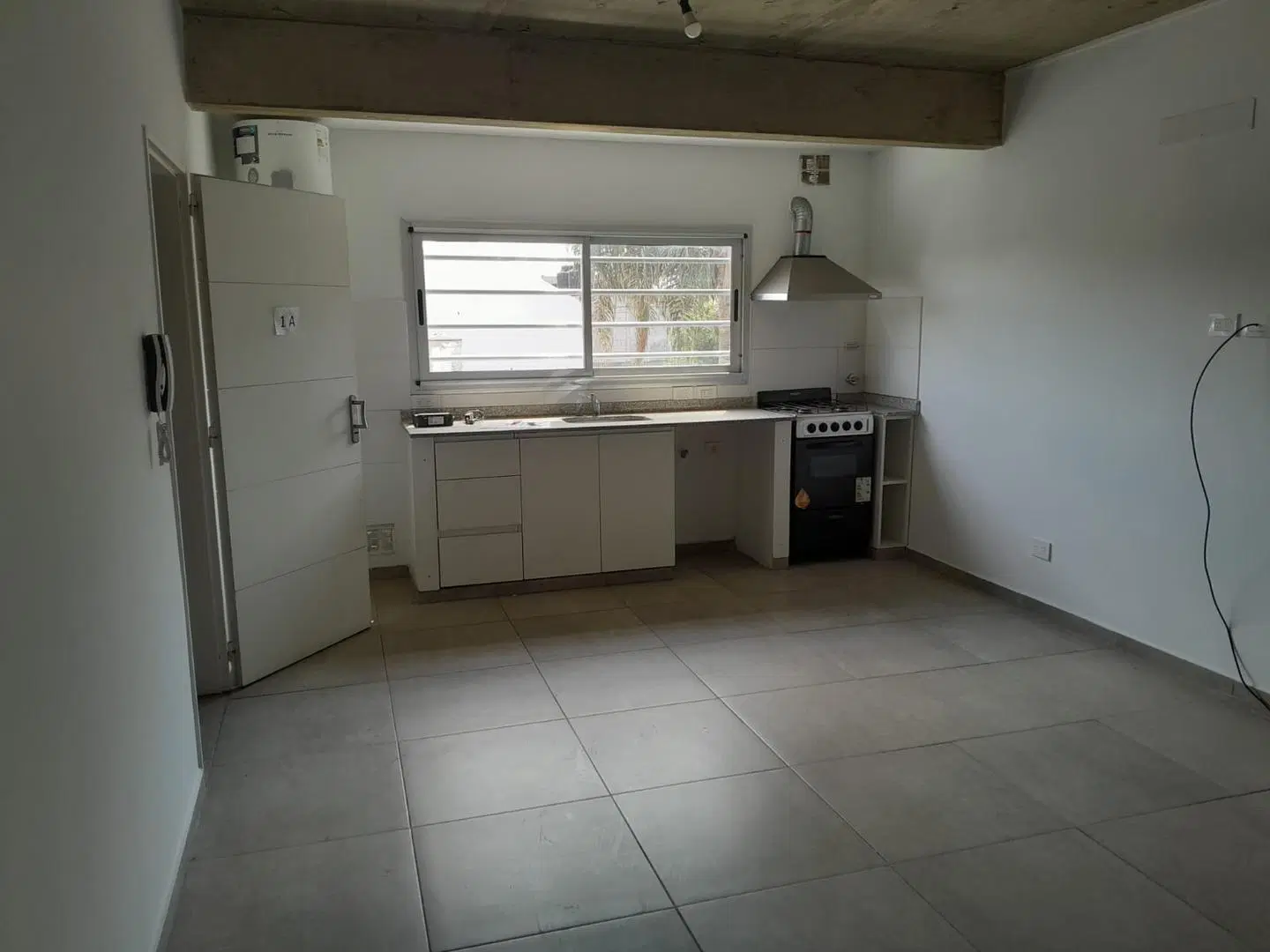 AMPLIO MONOAMBIENTE 2