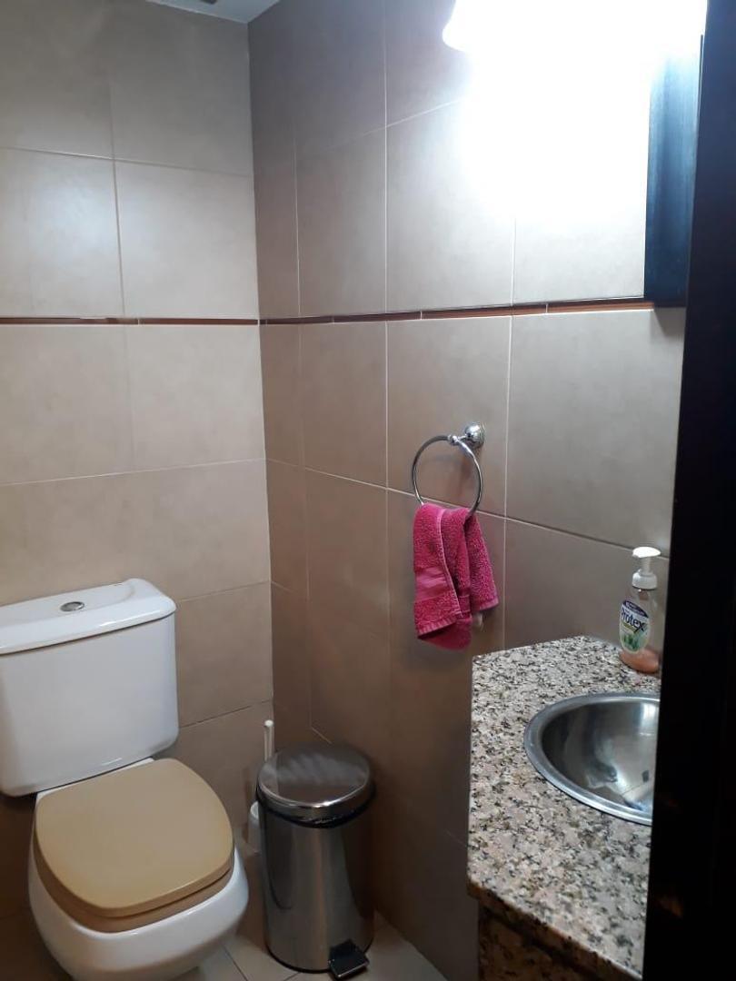 Foto de PROPIEDAD USO PROFESIONAL MORON CENTRO CALLE BROWN AL 300, imagen 2