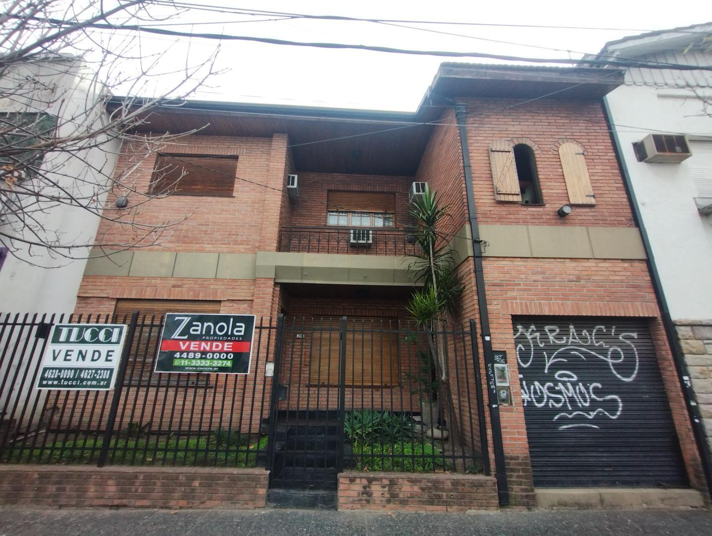 Foto de PROPIEDAD EN BLOCK IDEAL 2 FAMILIAS O INVERSOR, imagen 2