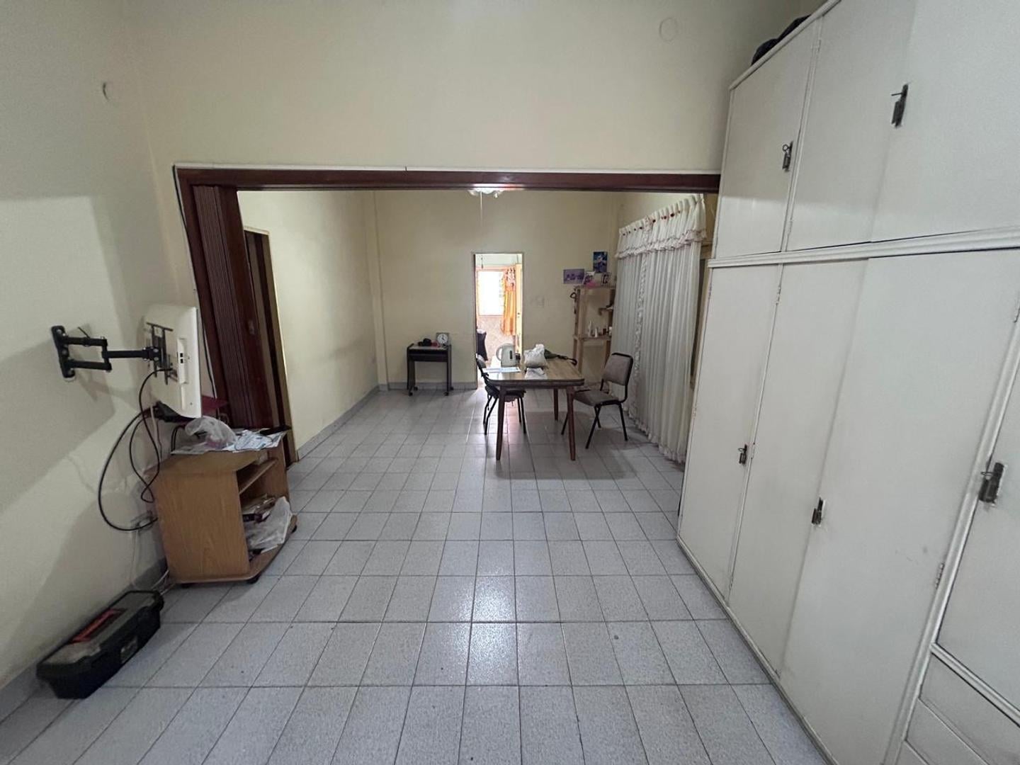 Foto de CASA EN LOTE PROPIO MORON SUR, imagen 4