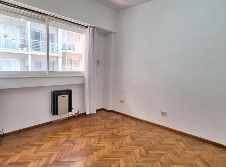 Alquiler | Dpto 3 Ambientes Al Frente | 64 m² | Balcón Corrido | Monserrat 4