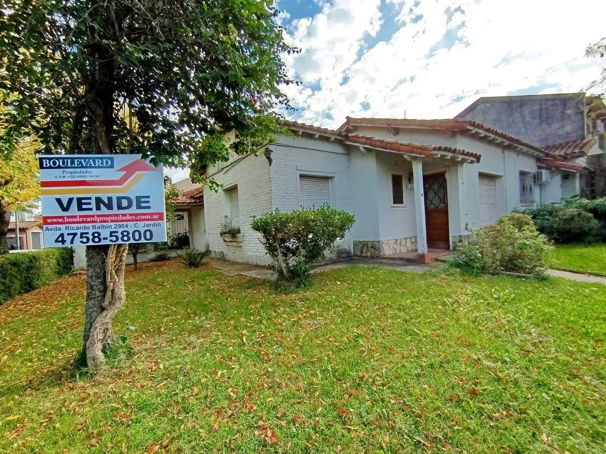 Chalet a reciclar lote de 238mts 2