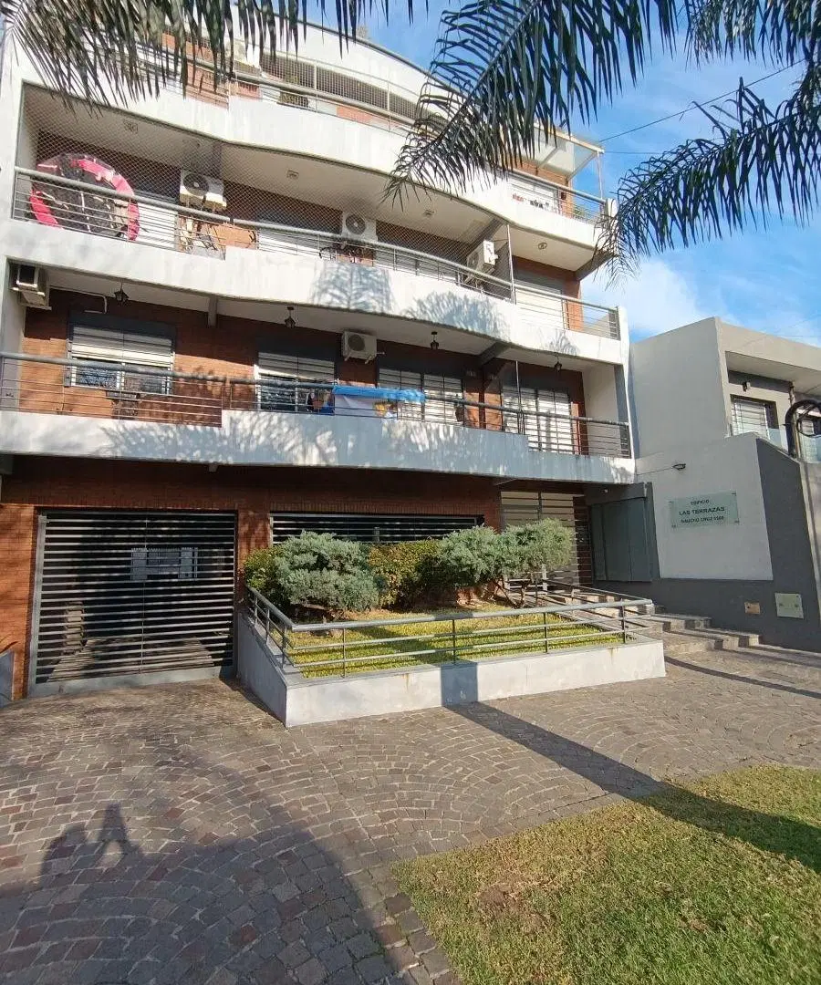 Alquiler 3 ambientes con cochera Villa Bosch 2