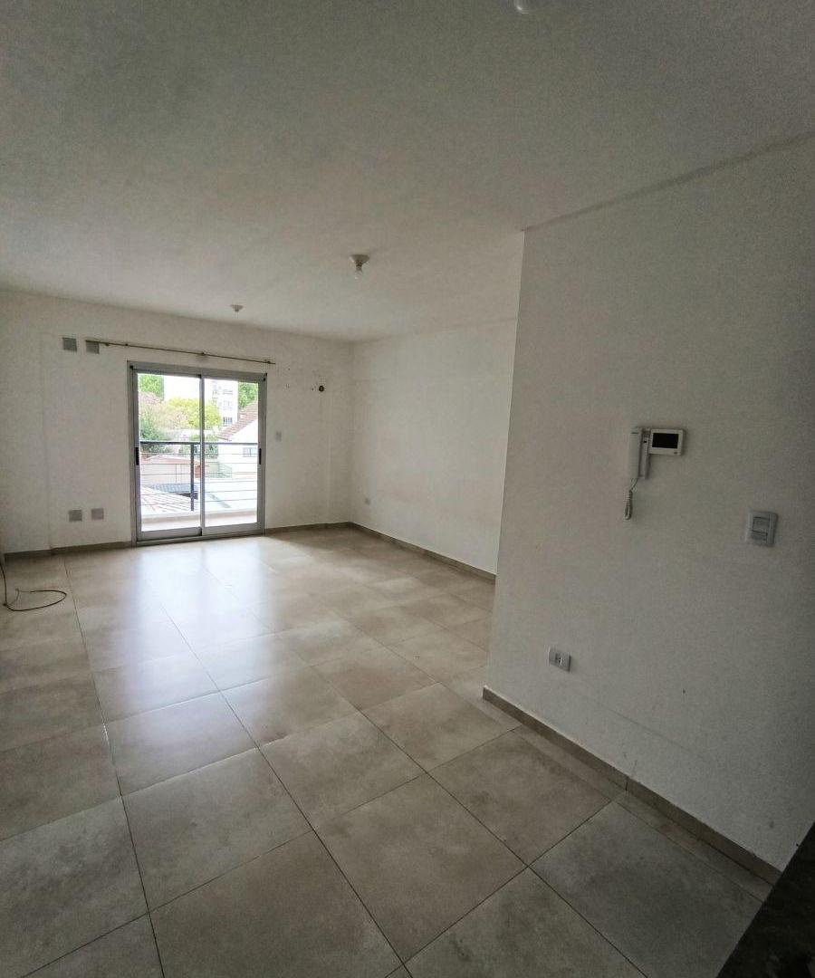 Foto de la propiedad en Monet 3039, Ciudad Jardín Lomas del Palomar, Tres de