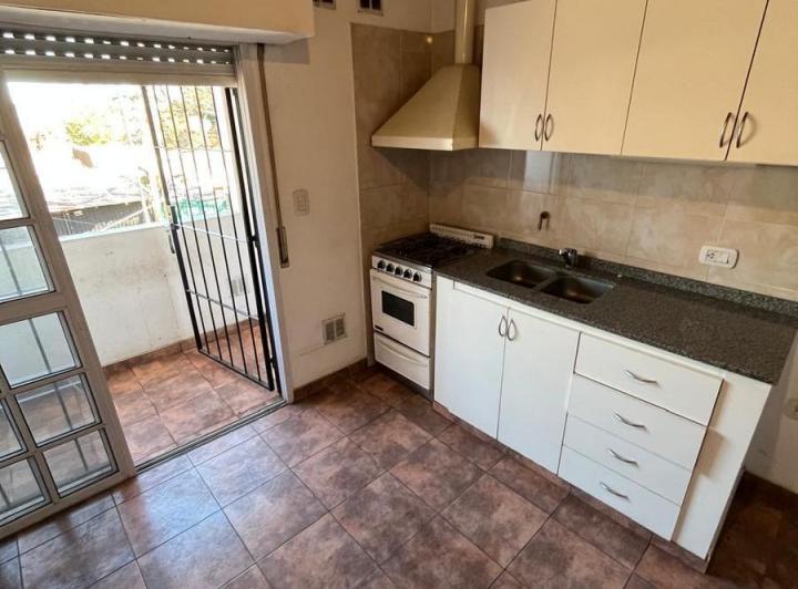 Alquiler departamento de 3 ambientes Burzaco 4