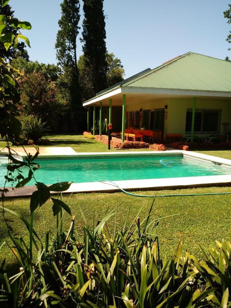 Foto de Casa en venta Burzaco con quincho y piscina!!!, imagen 2