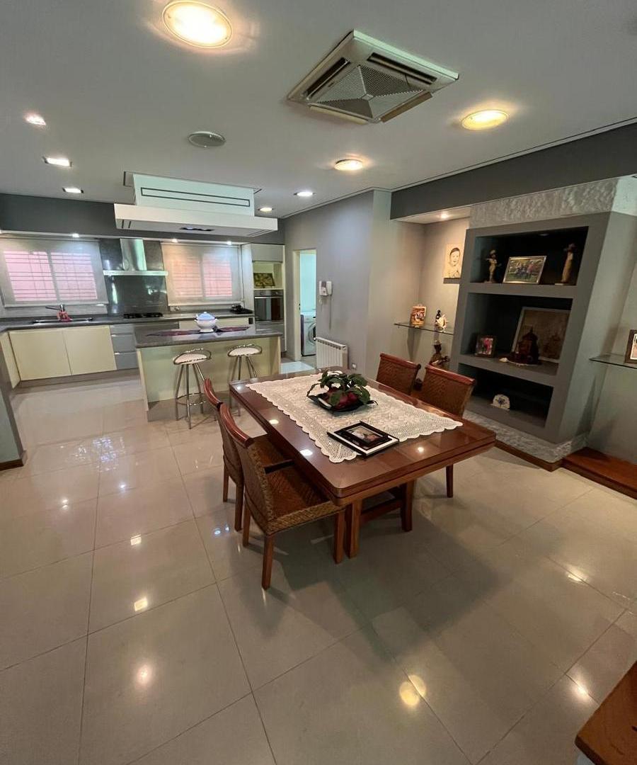 Foto de Casa en venta Burzaco con quincho y piscina!!!, imagen 3