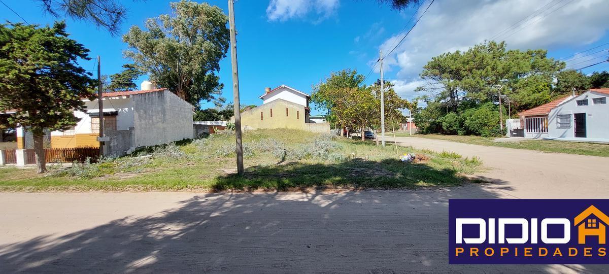 Lote venta Las Toninas en esquina