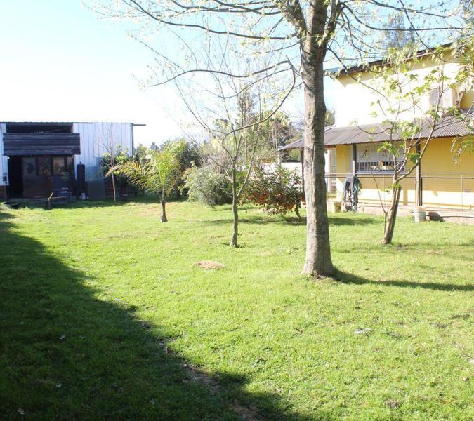Casa quinta venta Guernica- 2 casas y galpon-SALIDA A 2 CALLES