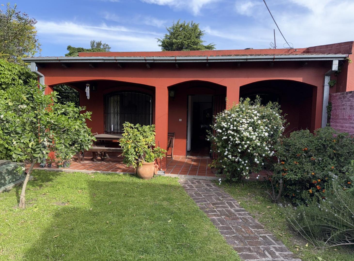 Casa en venta Adrogué