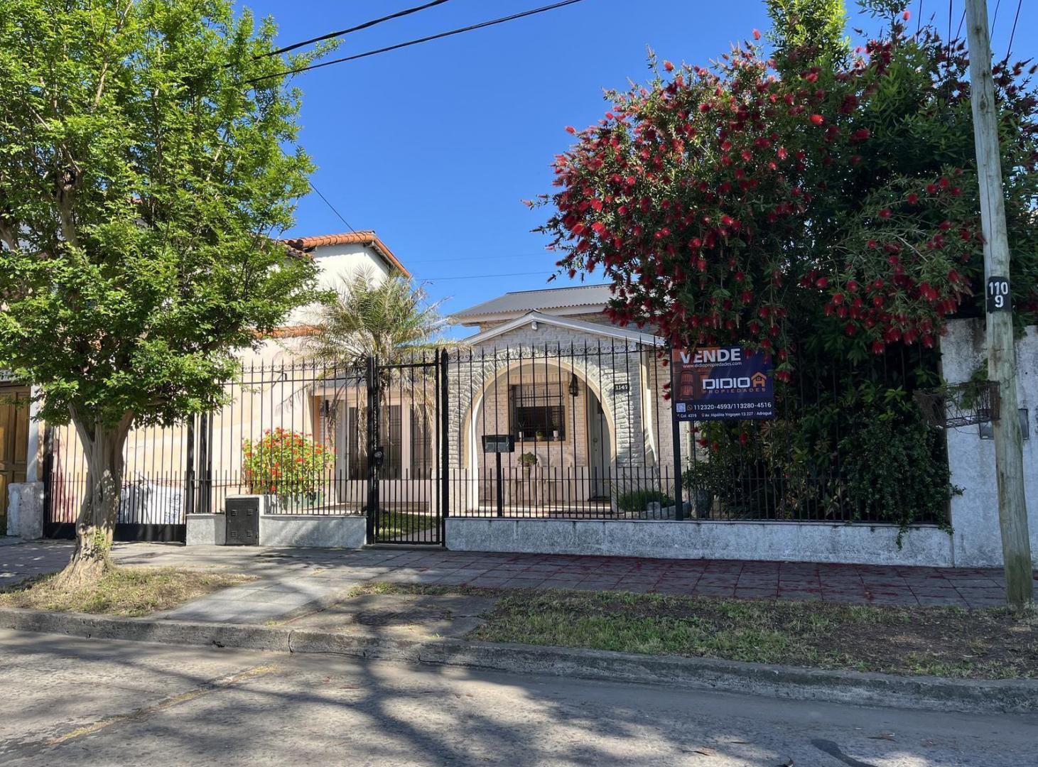 Casa en venta Burzaco apta credito!!!