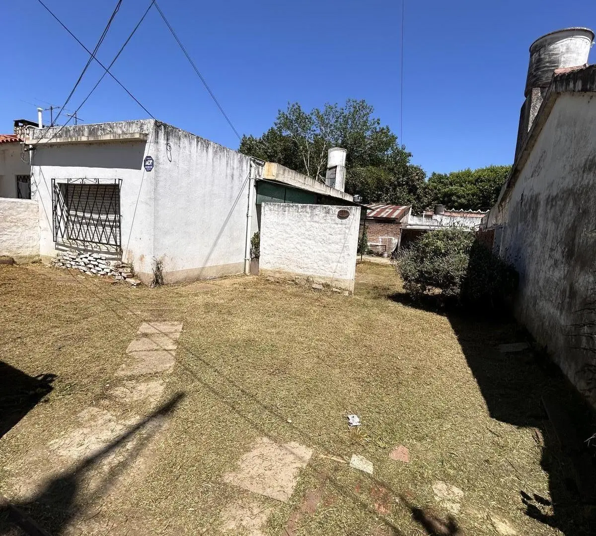 Casa venta Adrogué 2 ambientes 3