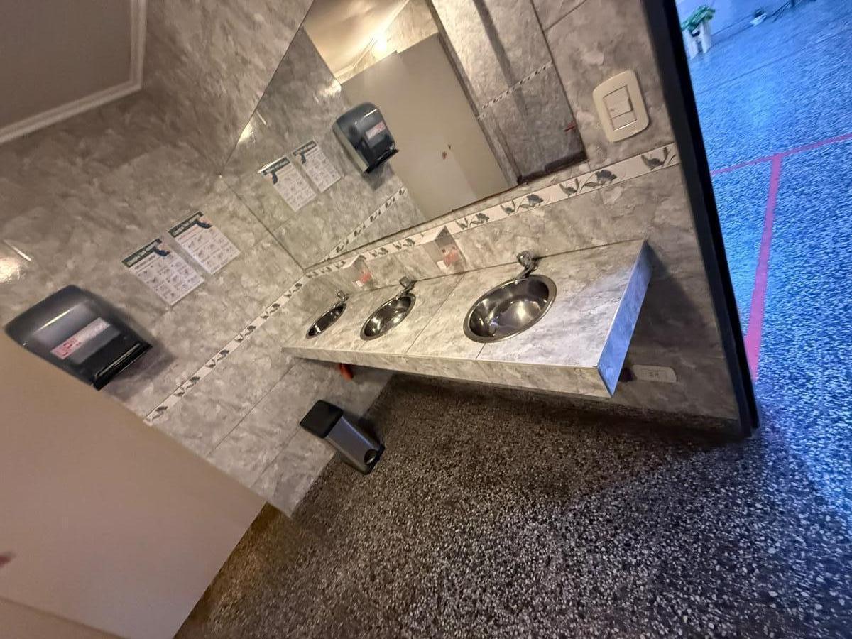 Local y departamento en venta Calzada