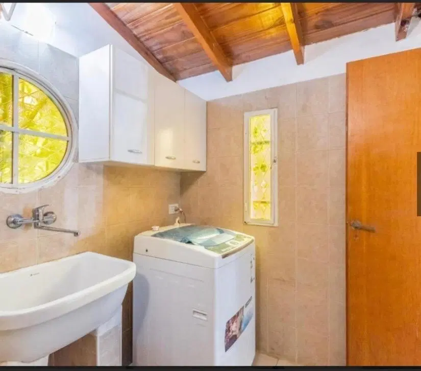 Casa en venta Burzaco 3 ambientes con pileta 3