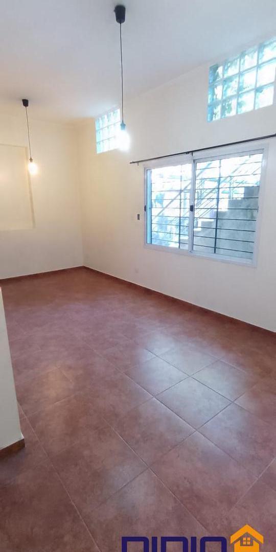 Foto de Departamento de un ambiente en planta baja, Burzaco, imagen 1