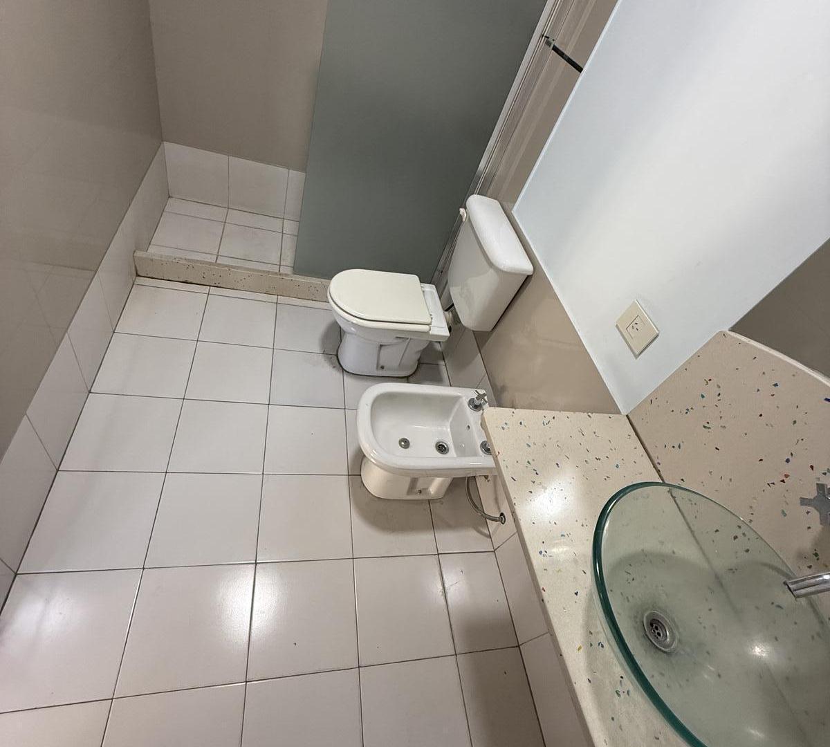 Foto de Complejo de departamentos en venta Longchamps, imagen 4