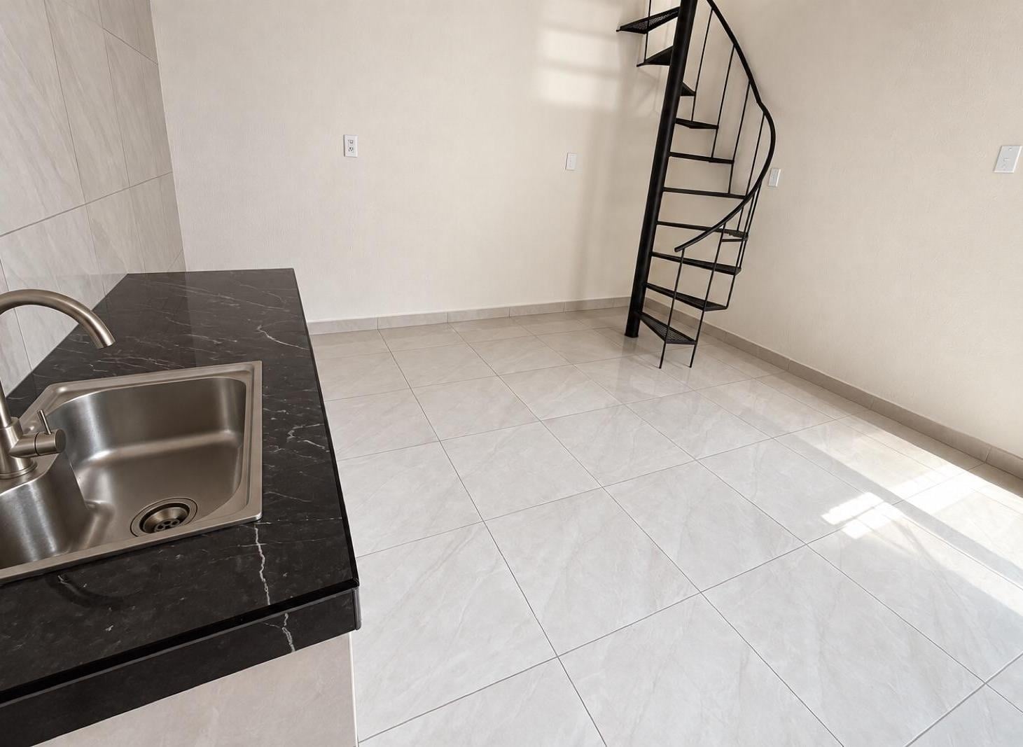 Foto de Duplex en alquiler Fcio. Varela centro 2 ambientes, imagen 2