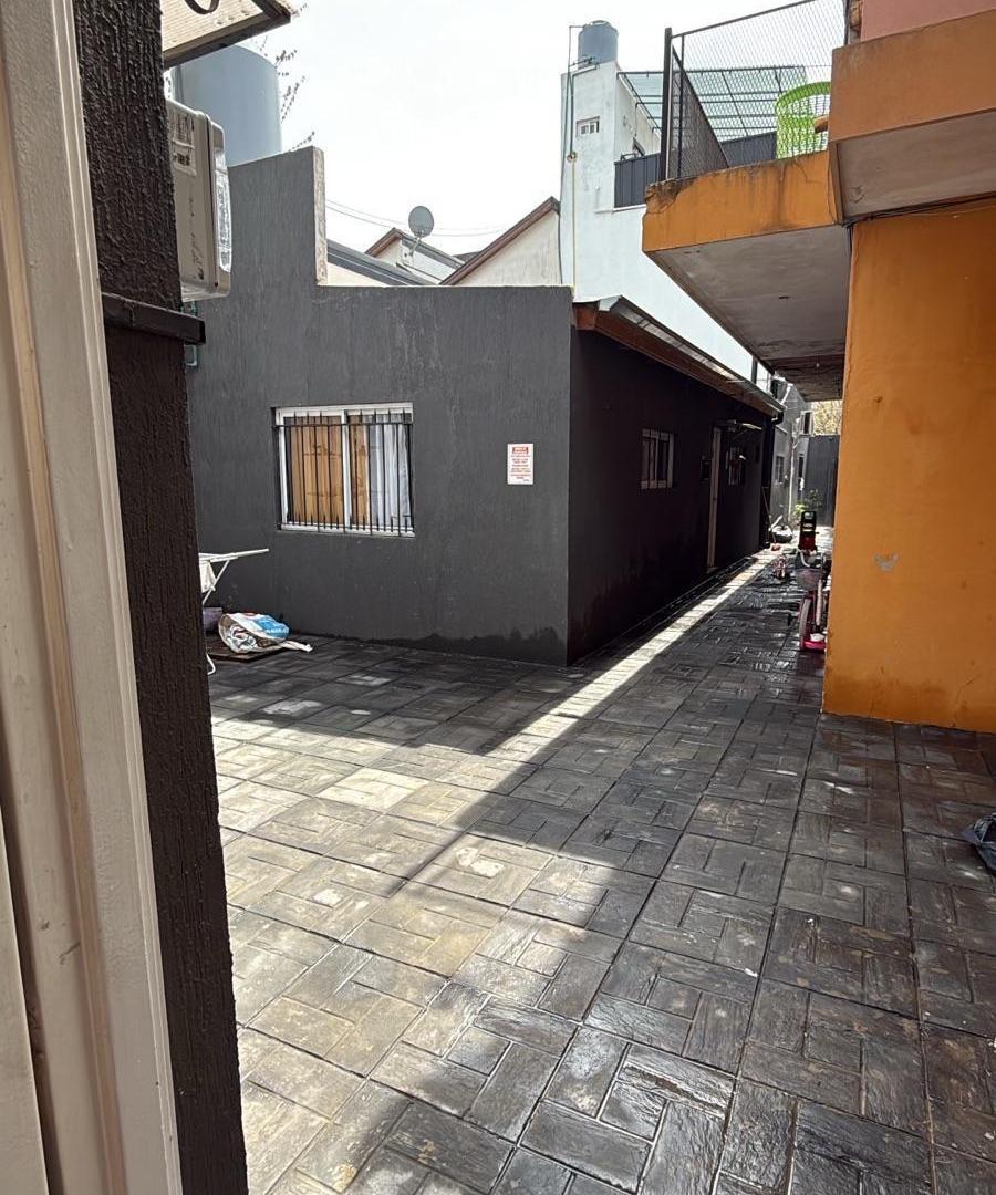 Foto de Duplex en alquiler Fcio. Varela centro 2 ambientes, imagen 4
