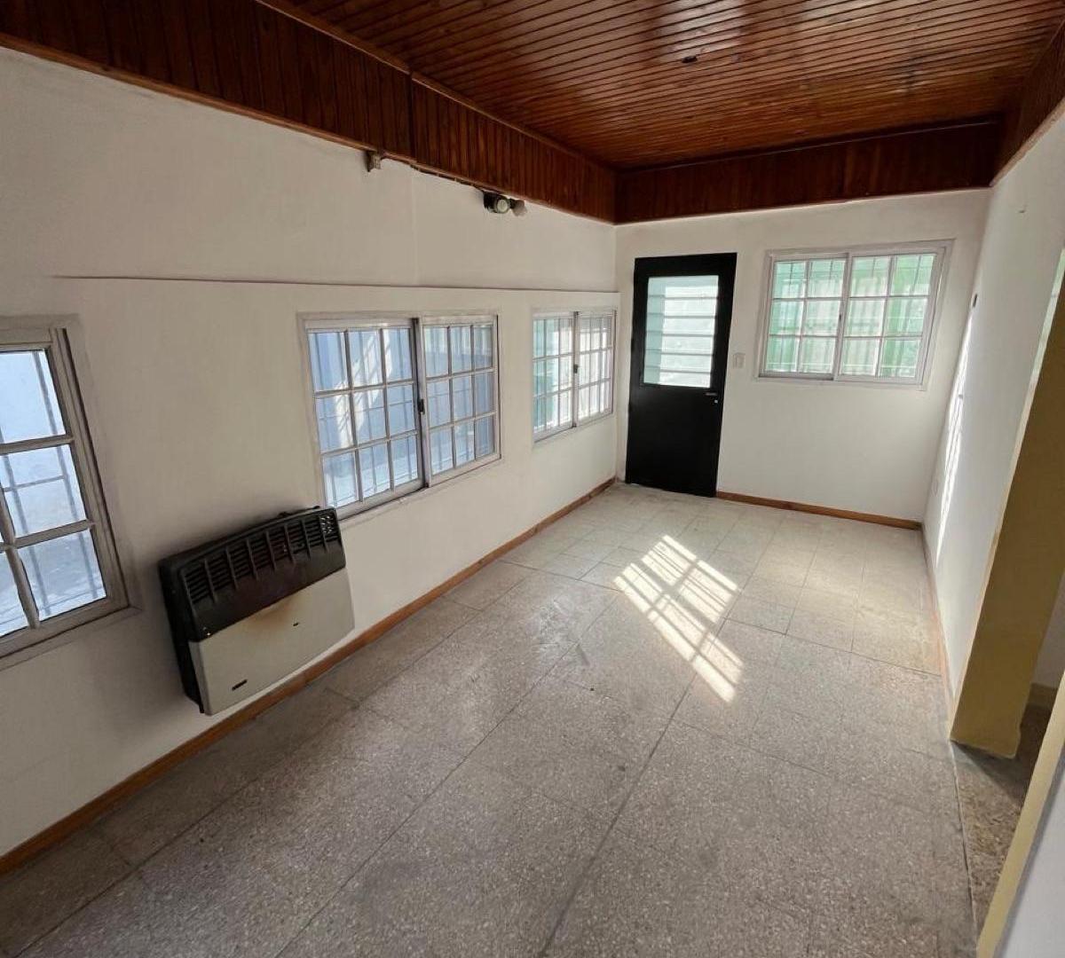 Foto de Casa en alquiler Burzaco 3 ambientes, imagen 4