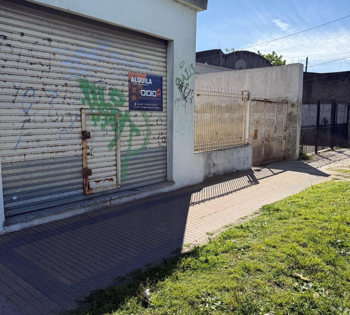 Foto de Local en alquiler en Av Donato Álvarez- Almirante Brown, imagen 3