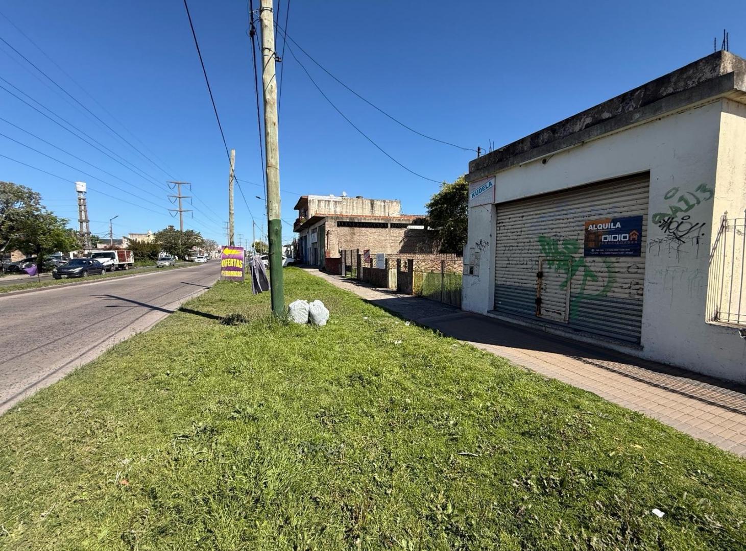 Foto de Local en alquiler en Av Donato Álvarez- Almirante Brown, imagen 4