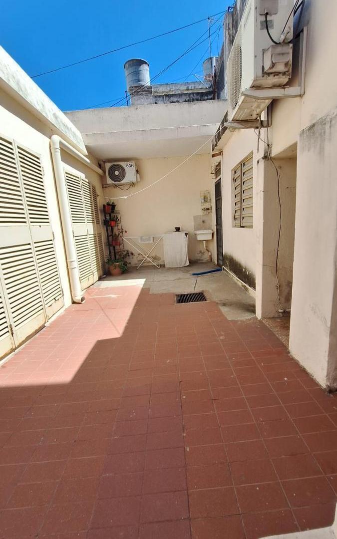 ALTA CORDOBA - VENTA - CASA + GALPON. 342m