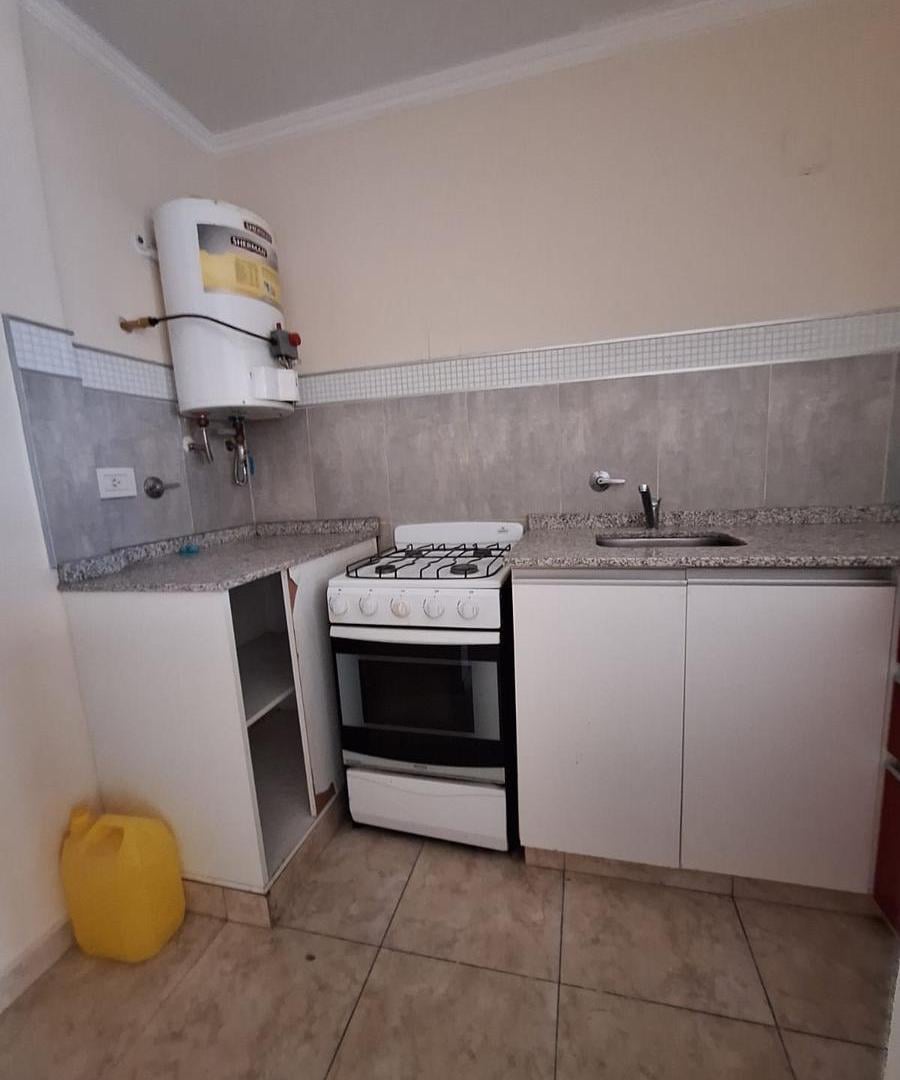 Foto de GENERAL PAZ - ALQUILER - 1dor. HERMOSA UBICACION! 3° piso, imagen 1