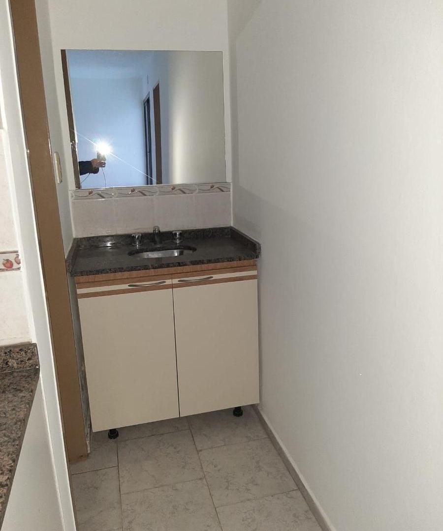 Foto de CENTRO - ALQUILER - 1dor, zona comoda y de facil acceso!, imagen 1