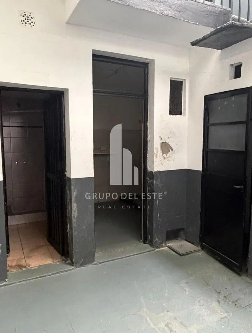 Depósito en Villa Gral. Mitre 4
