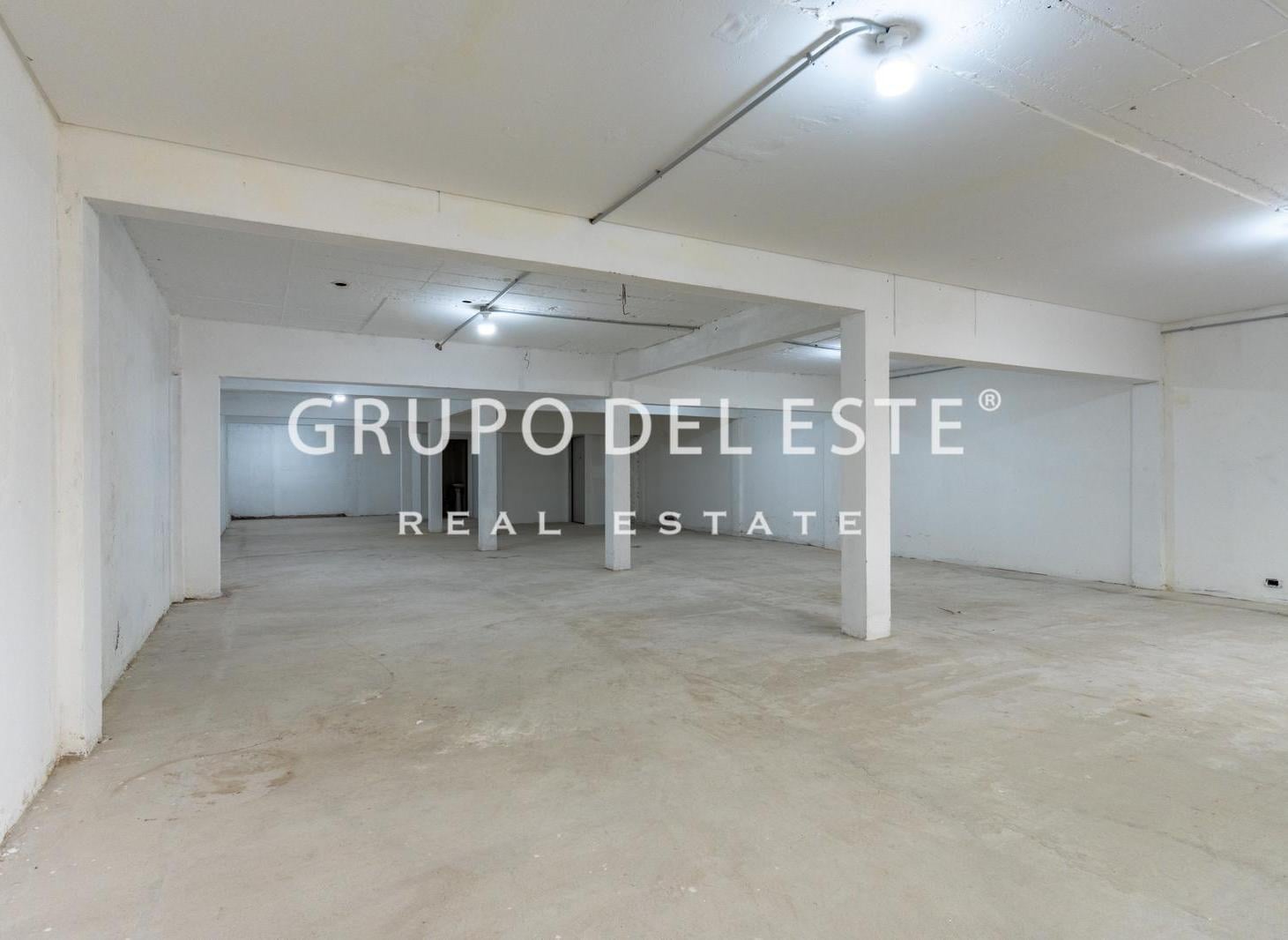 Foto de Depósito en Villa Gral. Mitre, imagen 1