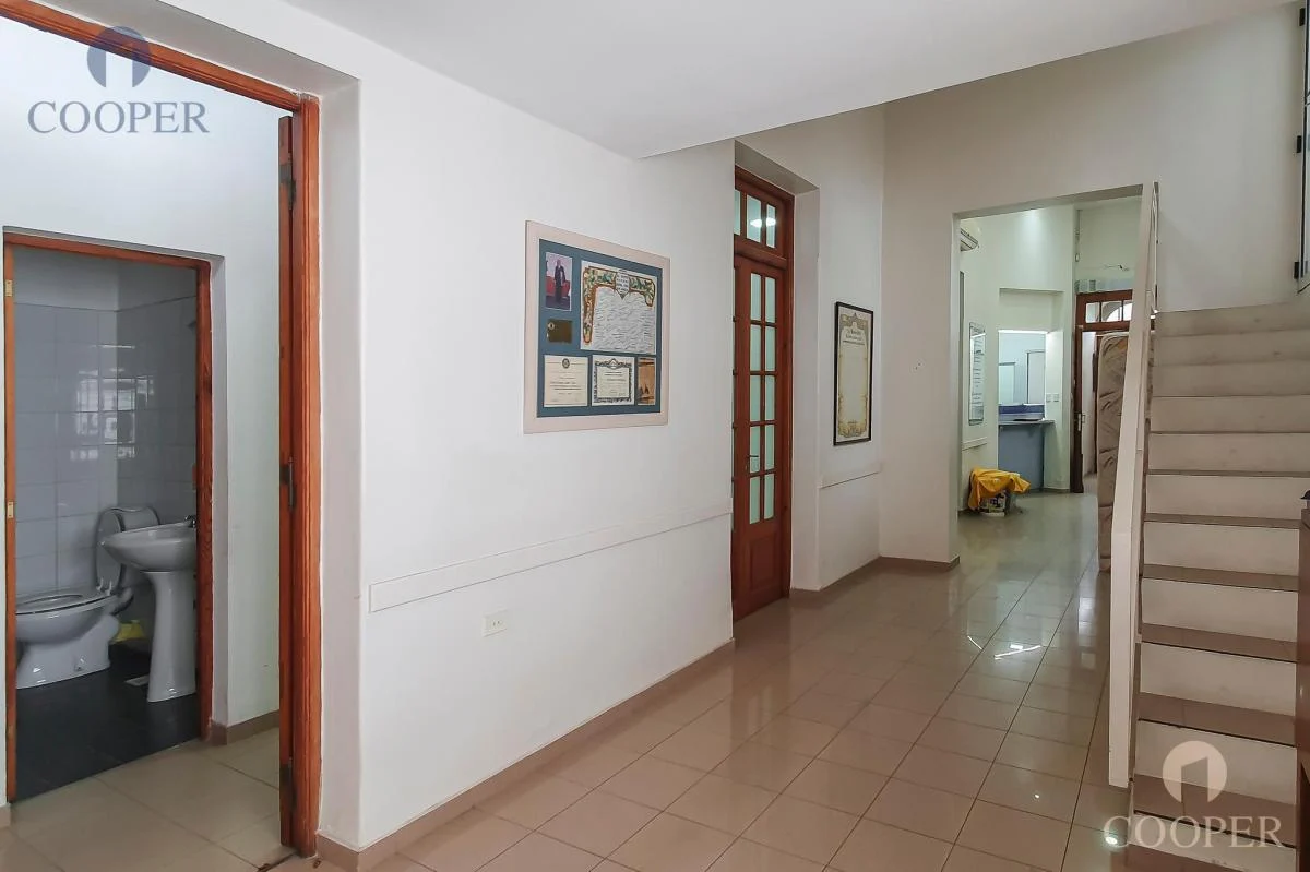 Excelente Terreno en Venta Frente a Plaza Rivadavia 3