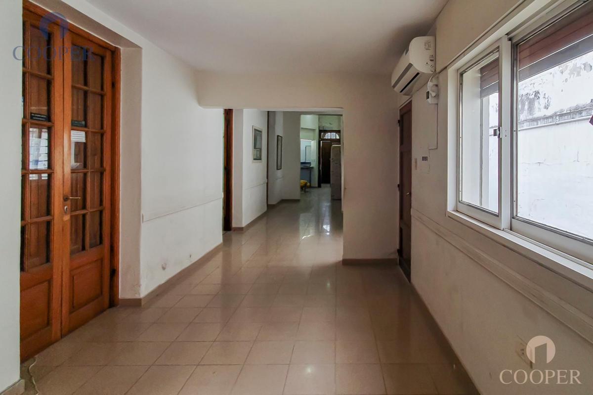 Excelente Terreno en Venta Frente a Plaza Rivadavia 4