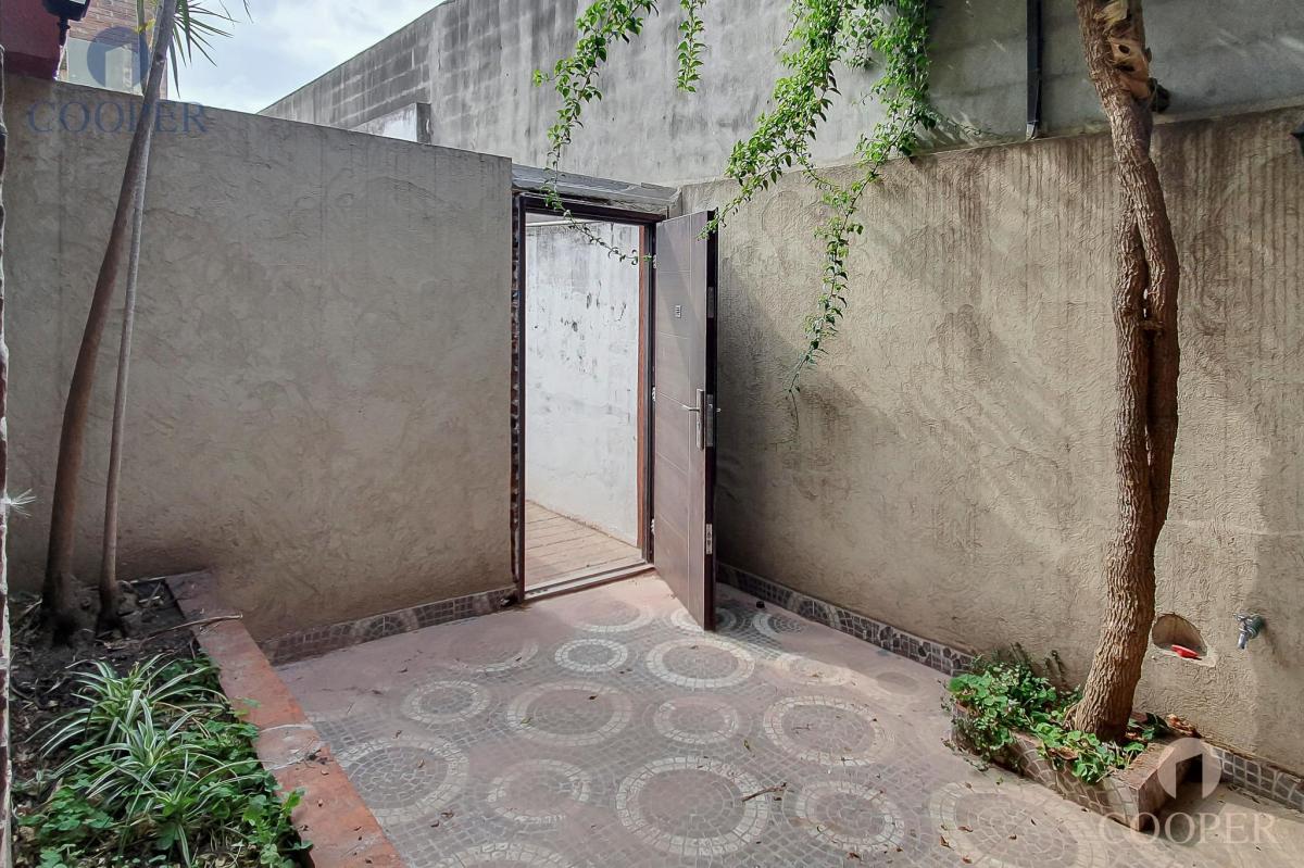Excelente Terreno en Venta Frente a Plaza Rivadavia 3
