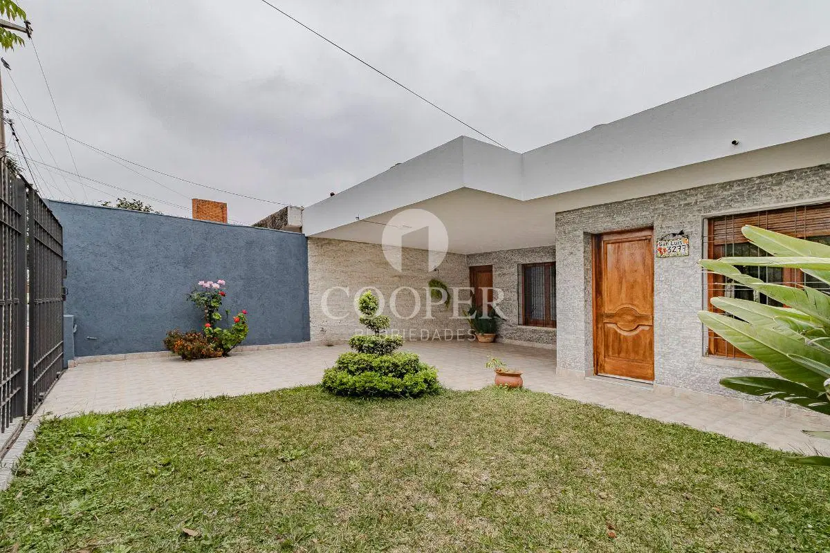 Casa en Venta - Bº Los Plátanos - 3 dormitorios 3