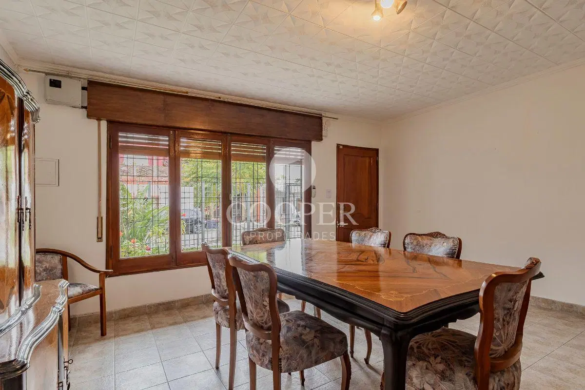 Casa en Venta - Bº Los Plátanos - 3 dormitorios 2