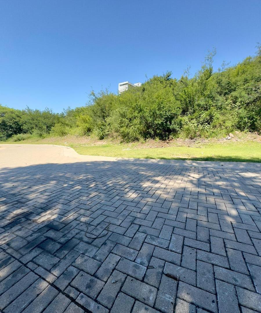 Lote / Terreno en Venta de 1.038 m2 - Country La Deseada