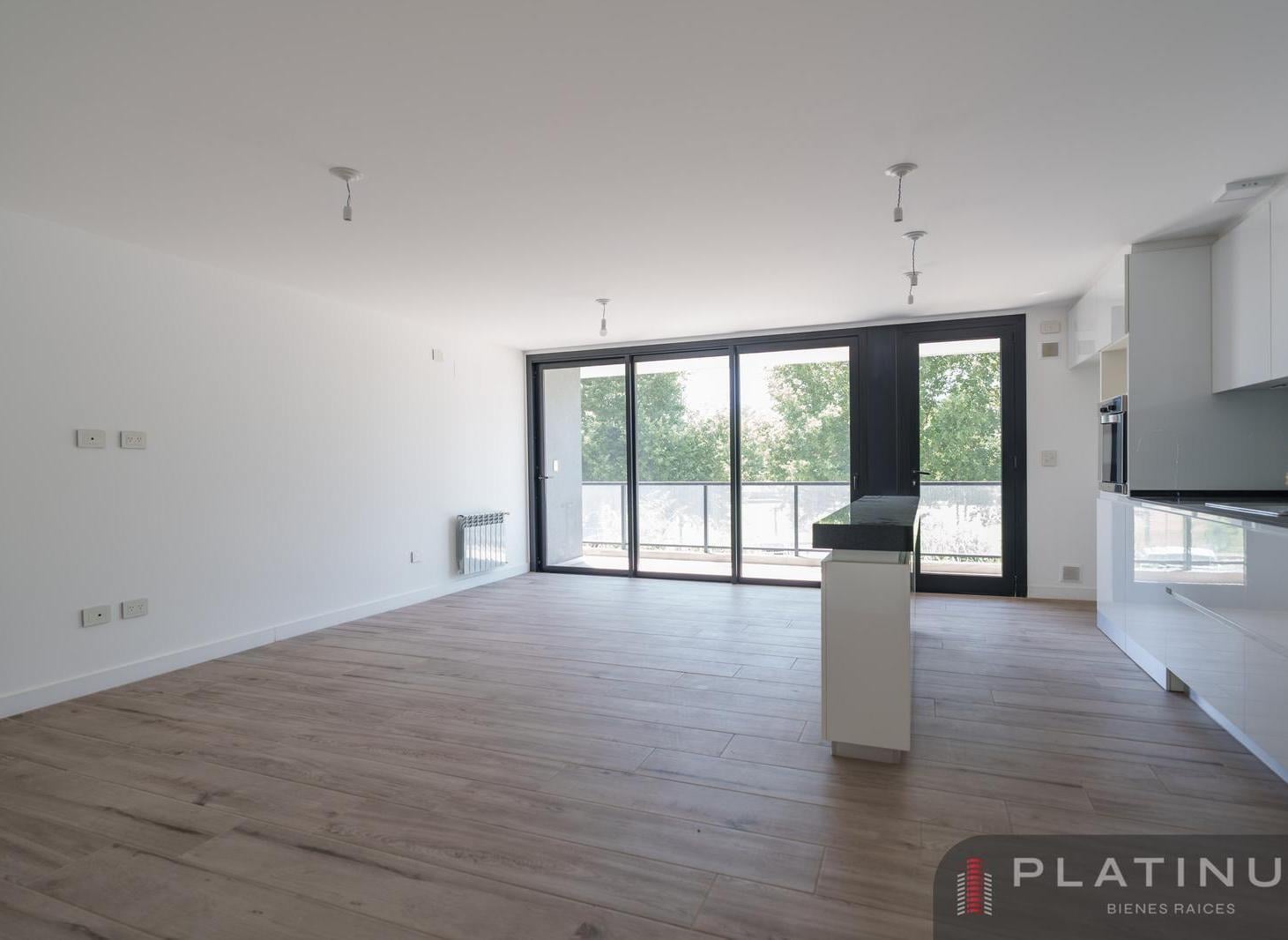 Departamento en Venta de 2 Dormitorios - Greenpark, Valle Escondido