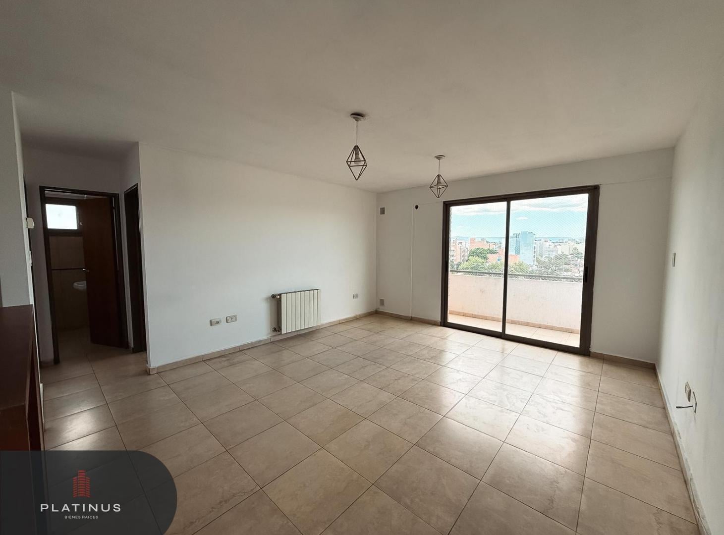 Departamento en Venta de 2 Dormitorios, Apto Crédito - Alto Alberdi